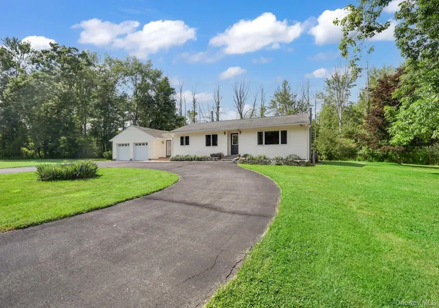 3rd image of 30 Murray Rd, Middletown, NY 10940 | MLS# 1028580