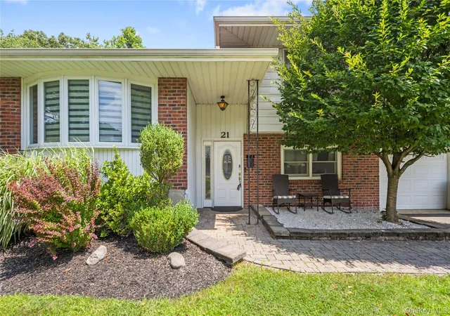 2nd image of 21 Echo Ridge Rd, Ramapo, NY 10952 | MLS# 1028584