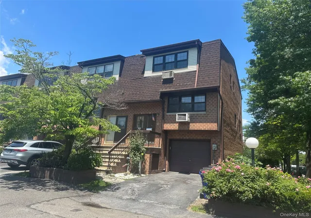 Single family home for sale at 120-25 Ketch Ct, College Point, NY 11356 | MLS# 1028587