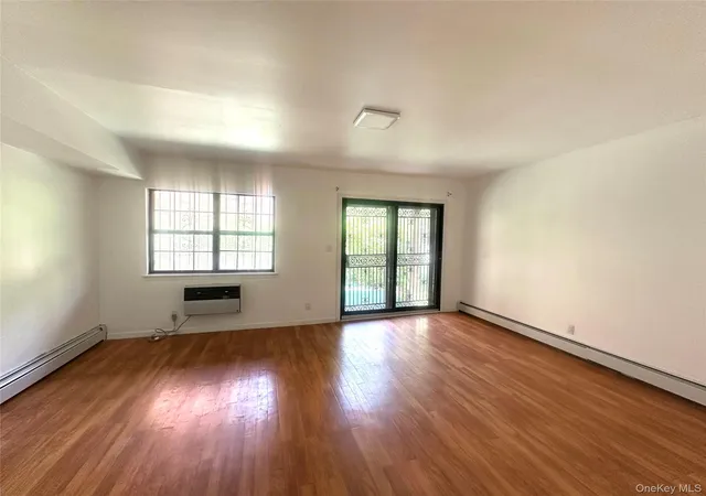 Photo 2 of Single family home for sale at 120 25 Ketch Ct, College Point, NY 11356 | MLS# 1028587 | Listing updated on 2026-08-22