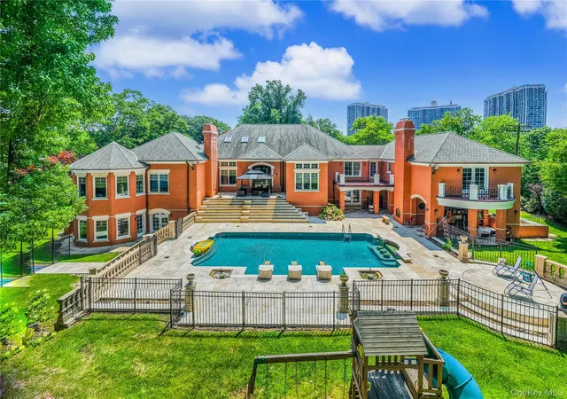 Photo 1 of Mansion for sale at 25 Lake Rd, North Hempstead, NY 11020 | MLS# 1028608 | Listing updated on 2026-08-22