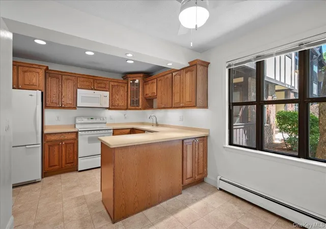 5th image of 958 Sierra Vista Ln, Clarkstown, NY 10989 | MLS# 1028615