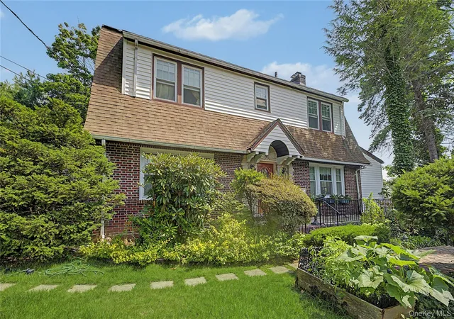 Photo 1 of Single family home for sale at 75 Sycamore Ave, Mount Vernon, NY 10553 | MLS# 1028619 | Listing updated on 2026-09-03