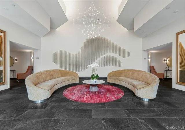 Photo 3 of Sale Pending at 10 Stewart Pl #7FW, White Plains, NY 10603 | MLS# 1028632 | Listing updated on 2026-08-20