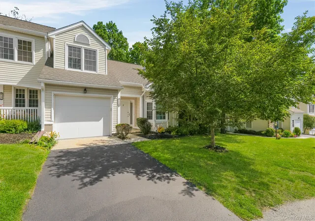 Photo 3 of Sale Pending at 2 N Cambridge Ct, Fishkill, NY 12524 | MLS# 1028638 | Listing updated on 2026-08-20