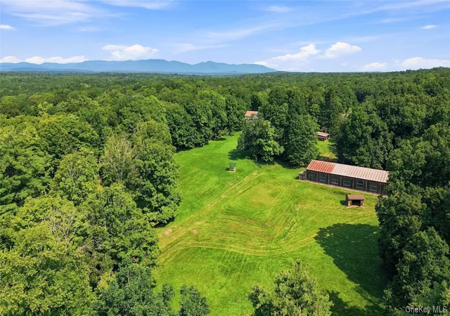 2nd image of 11 Haggerty Hill Rd, Rhinebeck, NY 12572 | MLS# 1028649