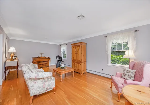 Photo 3 of Sale Pending at 348 Middle Rd, Islip, NY 11705 | MLS# 1028655 | Listing updated on 2026-08-04