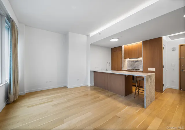 5th image of 611 W 56Th St #6F, New York, NY 10019 | MLS# 1028661