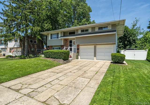 Photo 2 of Sale Pending at 92 Rhode Is Ave, Islip, NY 11706 | MLS# 1028681 | Listing updated on 2026-08-03