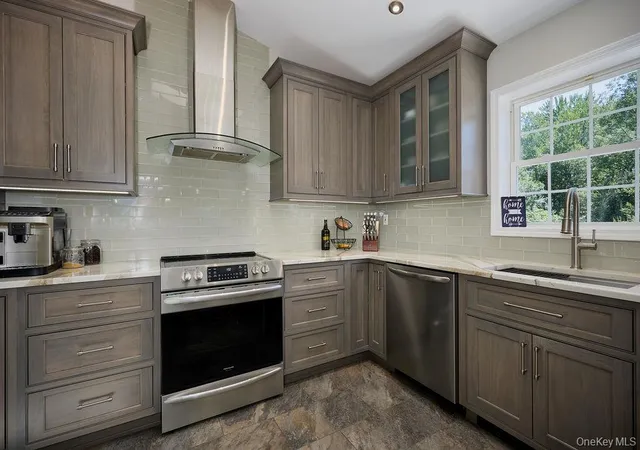 Photo 4 of Sale Pending at 3 Justbrand Ln, La Grange, NY 12603 | MLS# 1028685 | Listing updated on 2026-09-15