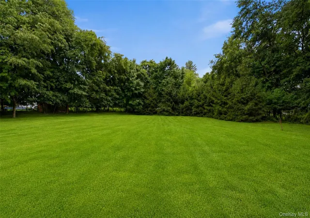 3rd image of 3 Larch Ct, Ramapo, NY 10901 | MLS# 1028689