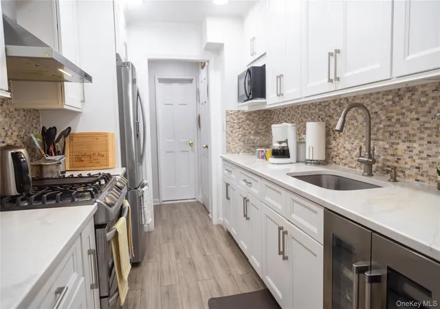Photo 4 of House for sale at 144-70 41st Avenue #3H, Flushing, NY 11355 | MLS# 1028719 | Listing updated on 2026-08-21