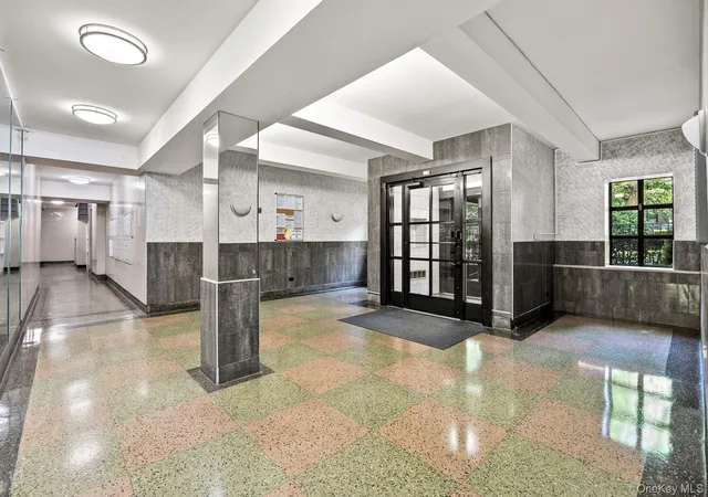 Listing Photo 4 - Condo for sale in building located at 83-25 98th St, New York, NY 11421 - Unit #4L