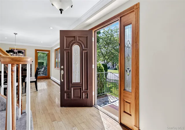 4th image of 75 Maple St, Roslyn Heights, NY 11577 | MLS# 1028732