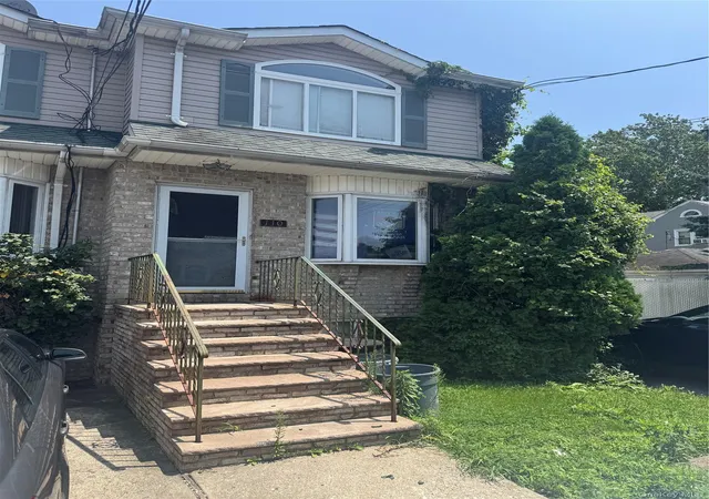 1st image of 110 Lyceum Ct, New York, NY 10310 | MLS# 1028768