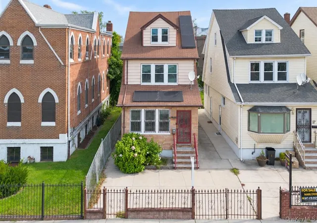 Photo 3 of Single family home for sale at 10931 135th Street, New York, NY 11420 | MLS# 1028769 | Listing updated on 2026-10-28