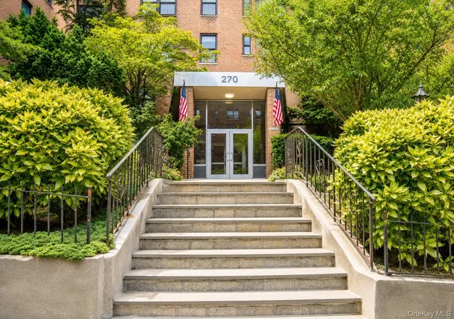 Listing Photo 1 - Condo for sale in building located at 270 N Broadway, Yonkers, NY 10701 - Unit #4A
