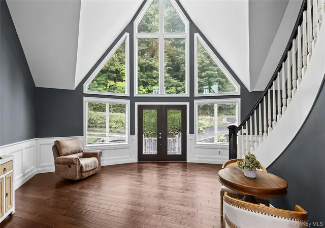 Photo 4 of Single family home for sale at 39 Julia Ct, Carmel, NY 10541 | MLS# 1028811 | Listing updated on 2026-09-24
