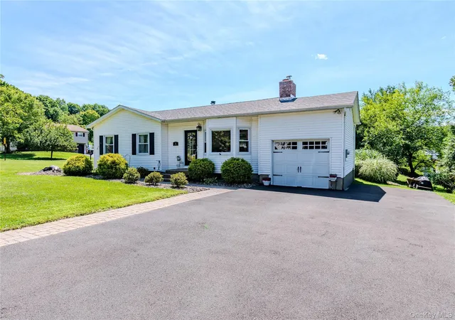 3rd image of 1 Patriot Ln, Washingtonville, NY 10992 | MLS# 1028815