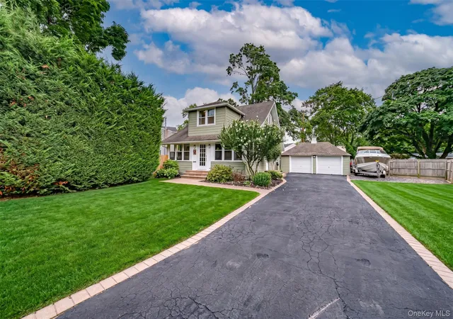 1st image of 116 Railroad Ave, Smithtown, NY 11780 | MLS# 1028816