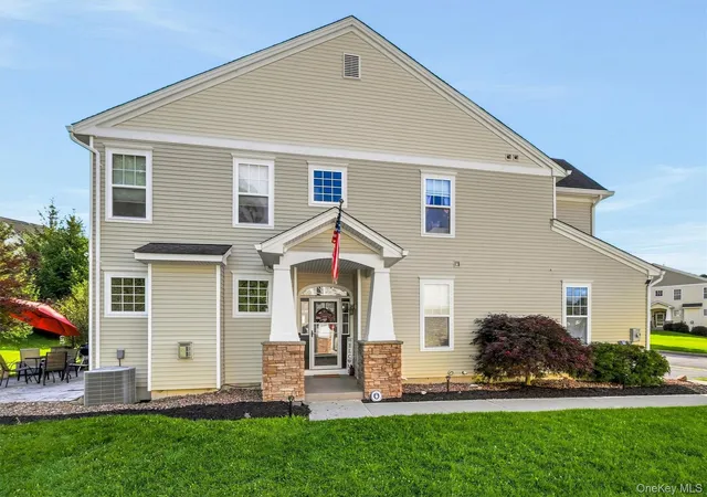 Photo 3 of Sale Pending at 6 Avoncroft Ln, Middletown, NY 10940 | MLS# 1028819 | Listing updated on 2026-08-21