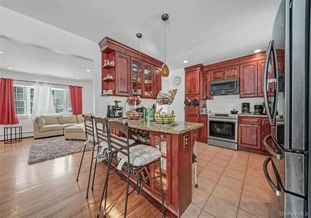 Photo 3 of Sale Pending at 7 Lakeview Dr, Goshen, NY 10924 | MLS# 1028872 | Listing updated on 2026-09-16