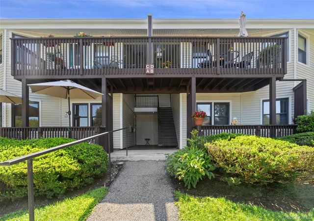 Photo 2 of Condo for sale at 39 Sussex Dr #B, Yorktown, NY 10598 | MLS# 1028904 | Listing updated on 2026-09-19