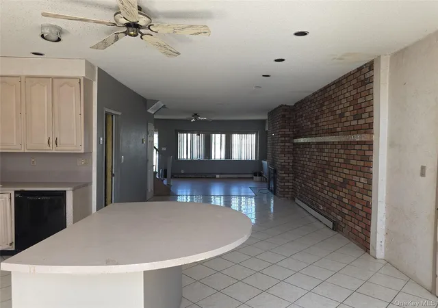 Photo 3 of Single family home for sale at 39 Kent Rd, Island Park, NY 11558 | MLS# 1028915 | Listing updated on 2026-08-26