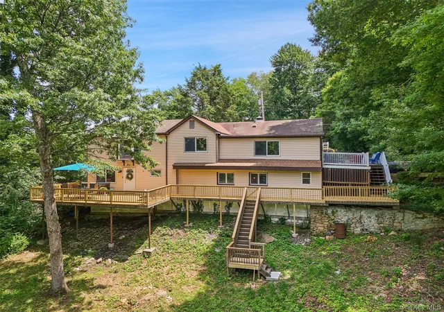 Photo 3 of Sale Pending at 18 Sylvan Rd, Lake Peekskill, NY 10537 | MLS# 1028933 | Listing updated on 2026-09-29
