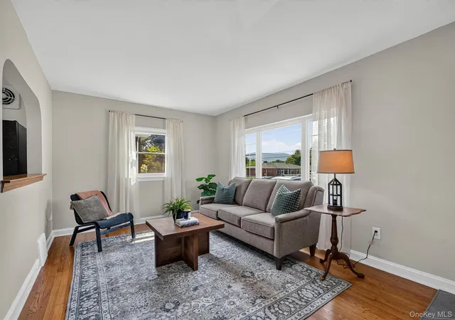 Photo 3 of Sale Pending at 6 Broad St, New Windsor, NY 12553 | MLS# 1028937 | Listing updated on 2026-10-02