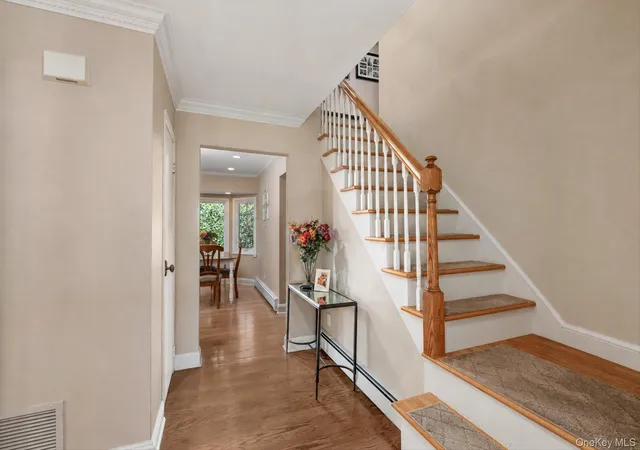 Photo 4 of Sale Pending at 15 Huber Ct, Hempstead, NY 11570 | MLS# 1028944 | Listing updated on 2026-08-29
