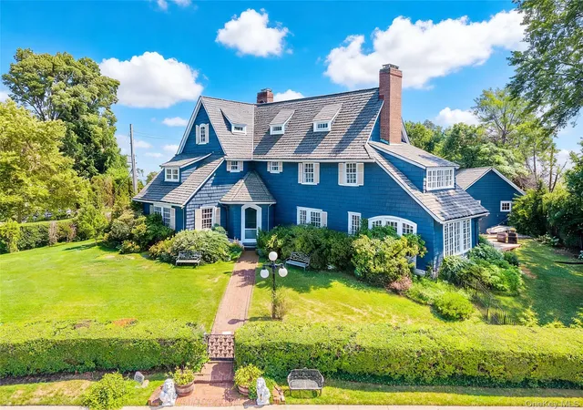 2nd image of 1120 Shore Rd, New York, NY 11363 | MLS# 1028948
