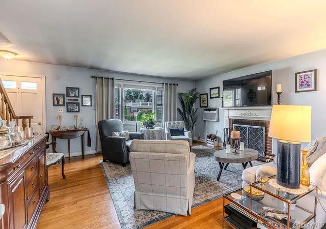 Photo 2 of Sale Pending at 267 Hill St, North Hempstead, NY 11501 | MLS# 1028958 | Listing updated on 2026-08-27