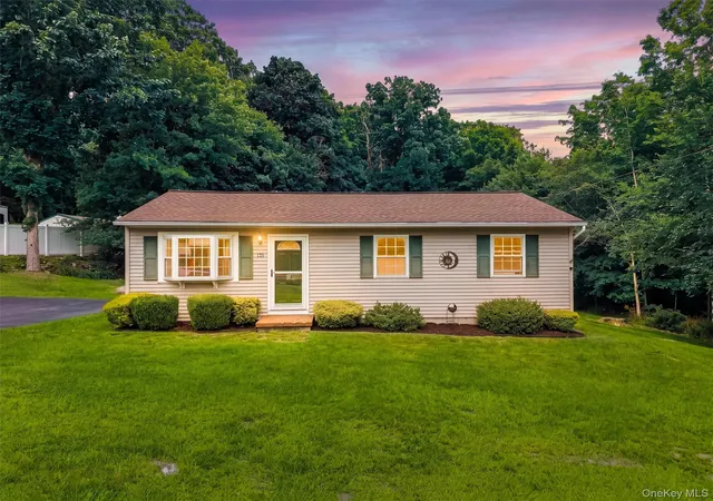 1st image of 135 Weyants Ln, Newburgh (town), NY 12550 | MLS# 1028975