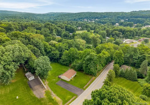 33rd image of 135 Weyants Ln, Newburgh (town), NY 12550 | MLS# 1028975