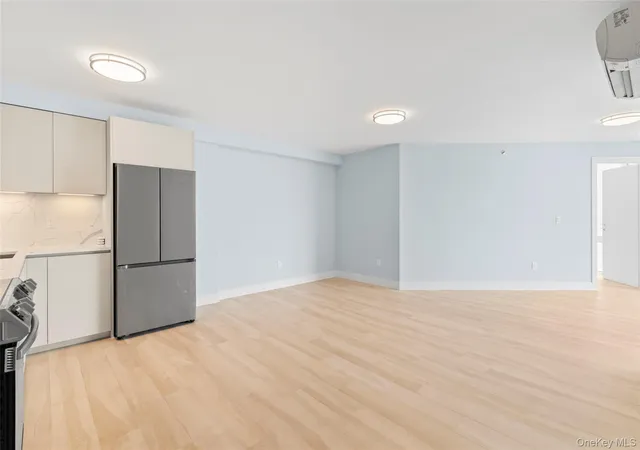 Photo 3 of Condo for sale at 733 Ocean Pkwy #7C, New York, NY 11230 | MLS# 1028980 | Listing updated on 2026-09-05