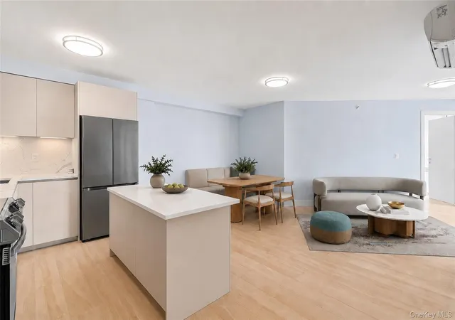 Listing Photo 4 - Condo for sale in building located at 733 Ocean Pkwy, New York City, NY 11230 - Unit #7C