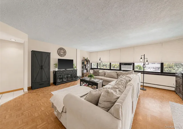 Listing Photo 5 - Condo for sale in building located at 162-31 9Th Ave, Beechhurst, NY 11357 - Unit #7D