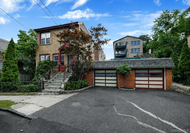 Photo 1 of Sale Pending at 1089 Mile Sq Rd, Yonkers, NY 10704 | MLS# 1029016 | Listing updated on 2026-08-18
