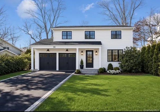 Photo 1 of Sale Pending at 30 Glacier Dr, Smithtown, NY 11787 | MLS# 1029017 | Listing updated on 2026-10-12