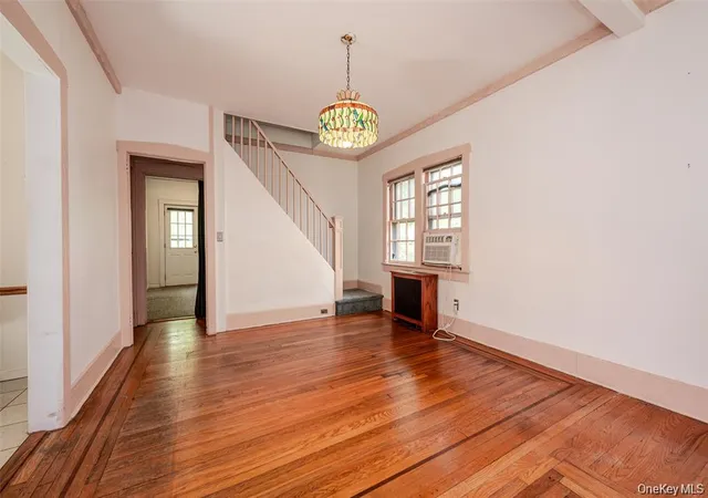Photo 3 of Sale Pending at 32 E Atlantic Ave, Oceanside, NY 11572 | MLS# 1029020 | Listing updated on 2026-08-18