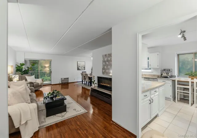 Photo 2 of Sale Pending at 412 Benedict Ave #3B, Greenburgh, NY 10591 | MLS# 1029027 | Listing updated on 2026-08-08