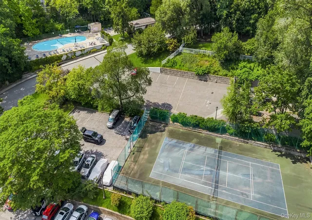 Listing Photo 2 - Condo for sale in building located at 412 Benedict Ave, Greenburgh, NY 10591 - Unit #3B