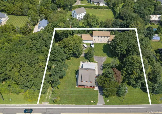 Photo 26 of Single family home for sale at 40495 Main Rd, Southold, NY 11957 | MLS# 1029031 | Listing updated on 2026-09-05