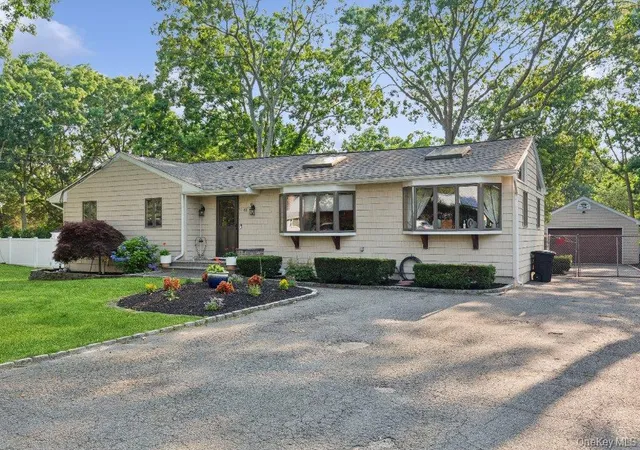 Photo 2 of Single family home for sale at 61 Timber Dr, Calverton, NY 11933 | MLS# 1029041 | Listing updated on 2026-09-13