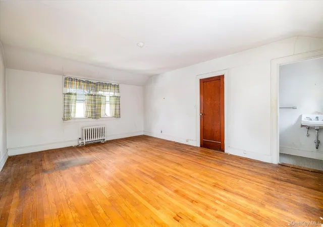 Photo 3 of Sale Pending at 1563 Kenneth Ave, Hempstead, NY 11510 | MLS# 1029044 | Listing updated on 2026-08-19
