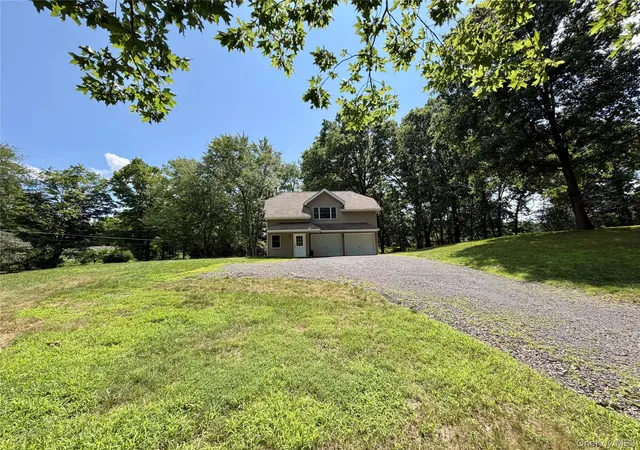 Photo 3 of Single family home for sale at 468 Decker Rd, Shawangunk, NY 12589 | MLS# 1029088 | Listing updated on 2026-08-11