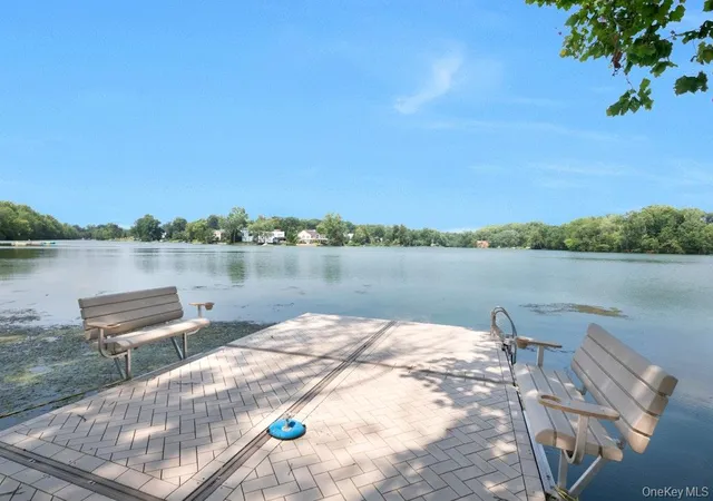 39th image of 8 Waterside Close, Eastchester, NY 10709 | MLS# 1029098