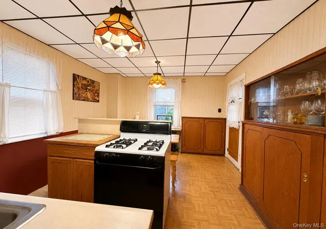 Listing Photo 5 - Condo for sale in building located at 1841 124th St, New York, NY 11356
