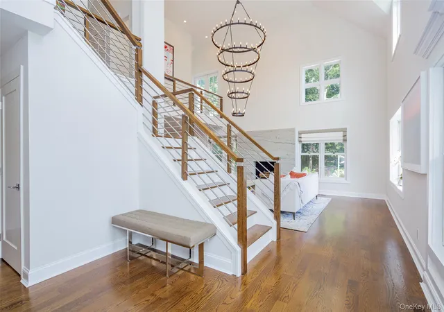 Photo 4 of Single family home for sale at 652 Noyack Path, Southampton, NY 11976 | MLS# 1029122 | Listing updated on 2026-09-26